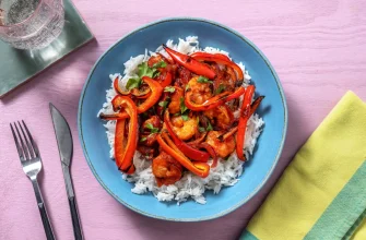 Gambas Pil Pil con Arroz Basmati, pimientos asados y salsa de ajo y malagueta